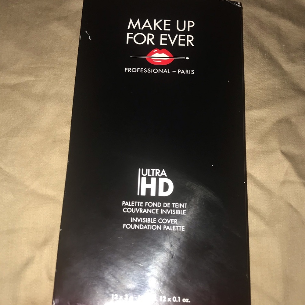 Ultra HD Invisible Cover Foundation Palette